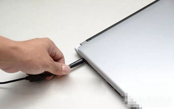 键盘进水 66-1F1111H005-50-water.jpg