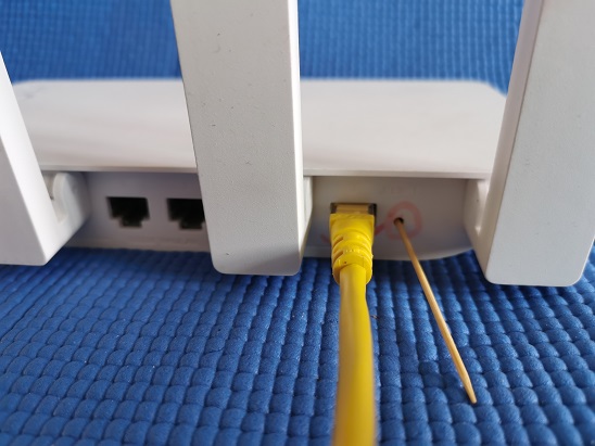 ��ô��װһ��WiFi����ǿ�����ź�